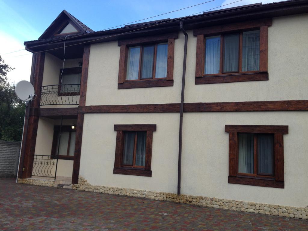 Royal Hotel Kharkiv Exterior photo